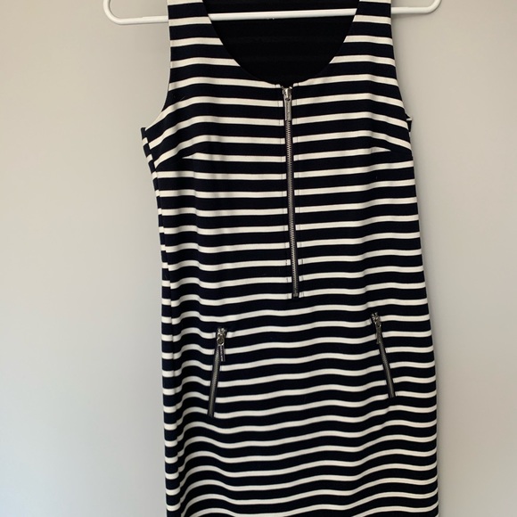 Michael Kors Navy & white dress with pockets - Picture 1 of 4